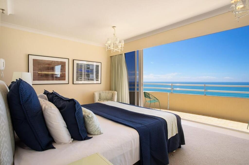 Zenith Ocean Front Apartments Голд-Кост Экстерьер фото