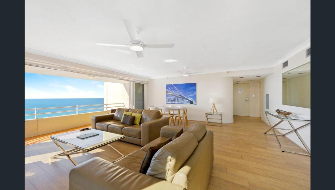 Zenith Ocean Front Apartments Голд-Кост Экстерьер фото