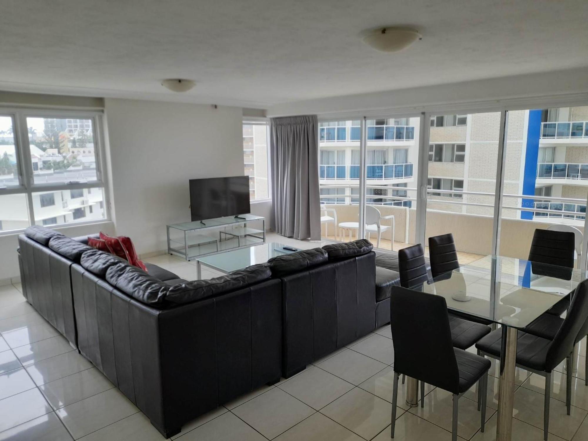 Zenith Ocean Front Apartments Голд-Кост Экстерьер фото