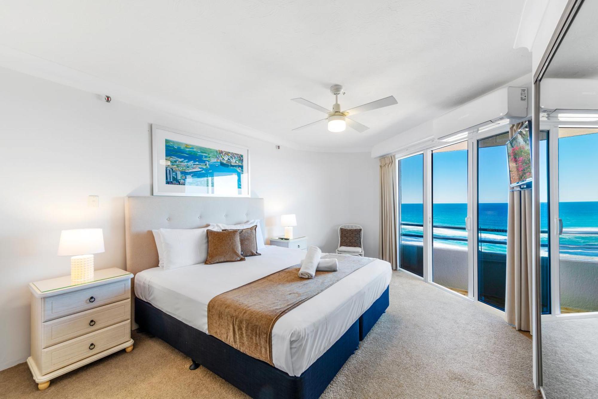 Zenith Ocean Front Apartments Голд-Кост Экстерьер фото